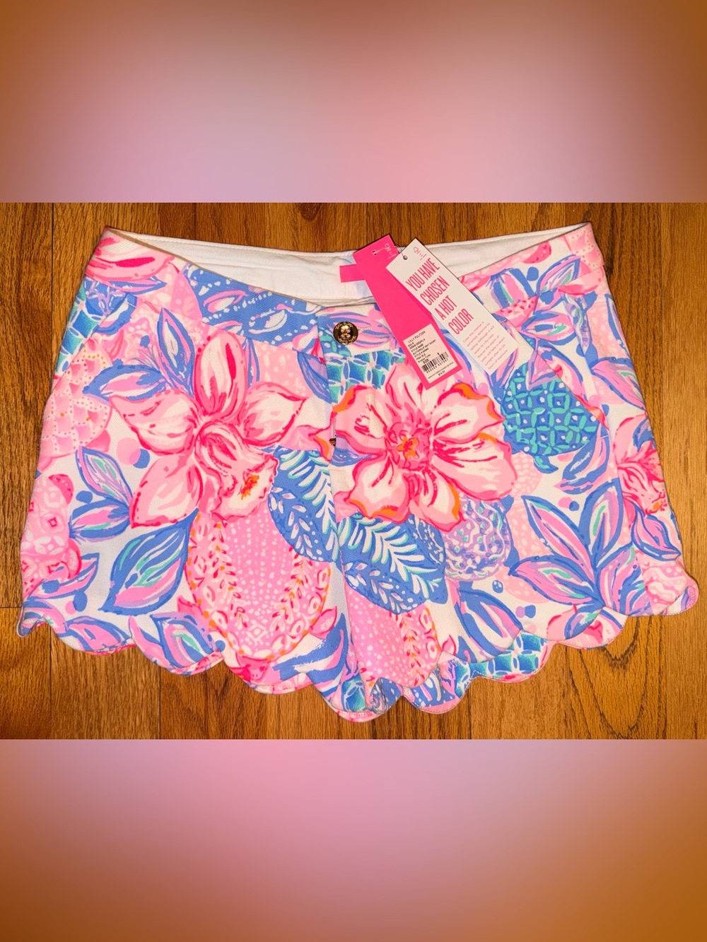 Lilly Pulitzer Buttercup Knit short - Pink Floral Scallop Hem Skort. Pink Isle